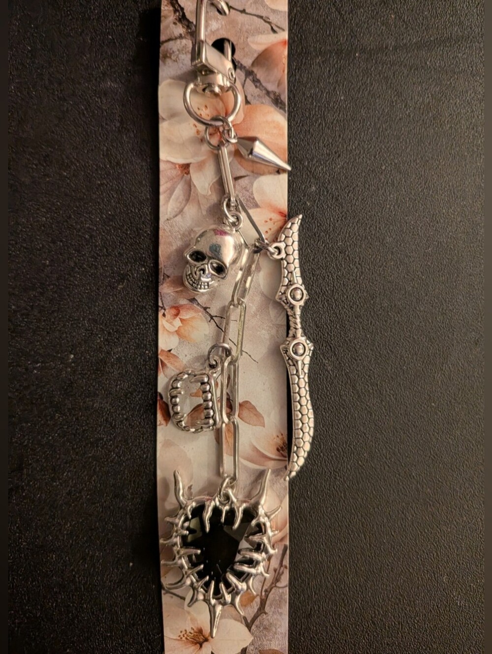 Handmade Silver Gothic Heart & Weapon Keychain Purse/Bag Charm